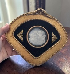Vintage LIMOGES CAMEO FRAMED MADE IN FRANCE SUNGOTT ART STUDIO NY