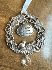 Ganz Ornament w/Sunflowers Bird & Leaves “Full Plates Full House Full Hearts”