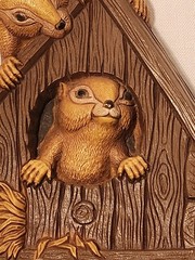 Vintage Plastic Wall Art of Chipmunks In Birdhouse w/ Bracket Dart Ind HOMCO