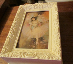 Avon Beauty in Motion Ballet Picture Ready to Hang 2 Ballerina Decorative Soaps