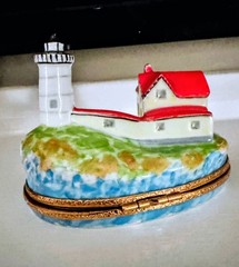 Limoges France Nubble Lighthouse Collectible Box Signed RARE ARTORIA