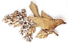 Vintage Syroco Bird Plaque with Dogwood Flowers Wall Art Decor Gold Tone