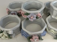 Vintage Unbranded Ceramic Napkin Rings Pastel Flowers Made in China 10ct