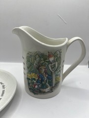 Wedgwood of Etruria Peter Rabbit 10oz Milk Jug Pitcher Child’s Plate Porcelain