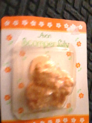 Vintage 1980s Avon Scamper Lily Hair Clip NOS