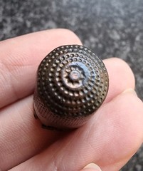Post Medieval / Georgian Thimble Antique Metal Detecting Find 24x17mm (20)