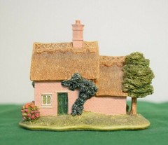 Lilliput Lane Comfort Cottage In original box. L2127