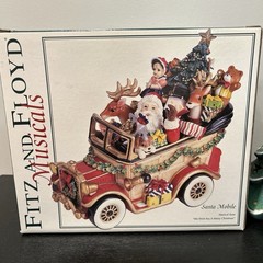 Fitz and Floyd Santa’s Classic Car Musical Figurine Wind Up Holiday Collectible