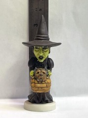 Harmony Kingdom artst Neil Eyre Designs Halloween Wicked Witch Hat Dog Basket V2