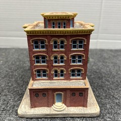 1991 Danbury Mint Classic American Police Stations – 19th Precinct New York