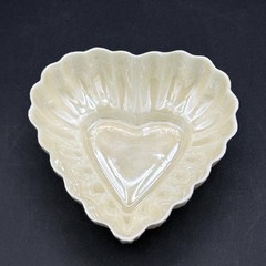Vntg Belleek Irish Fine Parian China Porcelain Heart Dish 3rd Mark 1926-1946