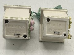 Set of 2 Collectible 2000 Mud Pie Daisy Mini Birdhouses w/Flowers & Bees