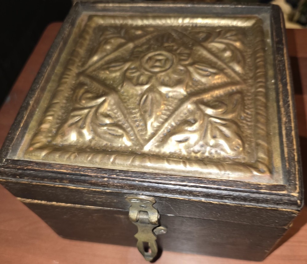 Unbranded Vintage Wooden Trinket Box With Hammered Metal Lid Hinged Wood