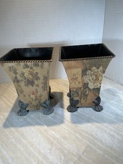 VTG Floral Metal Cacheport Plant Set Cottage Victorian Tole Footed 6.5”