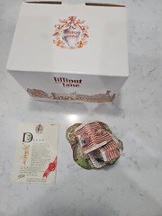 Lilliput Lane – Culross House – Mint in its original box with a deed.