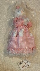 HANDMADE CERAMIC MOMMY RABBIT W 3 BABIES IN APRON 8” FIGURE UNBRAND NEW C355G