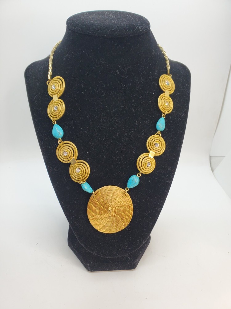 Art Biojoias Capim Dourado Palha Buriti Mandala Necklace Golden Grass Leather.