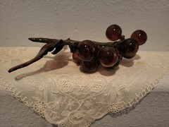 Vintage MCM Hand Blown Purple Amethyst Art Glass Bunch of Grapes
