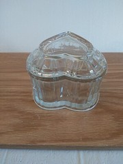 Lead Crystal Deep Lidded Heart Shaped Dish, Candy/Trinkets Heavy 6″ X 5″