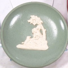 Jasper Ware Green Pin/Ring/Trinket Dish 2.25″W Lady & Dog Relief Dudson England