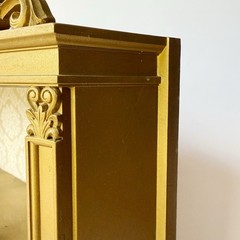 Vintage Syroco Hollywood Regency Ornate Gold Curio Wall Display Shelf