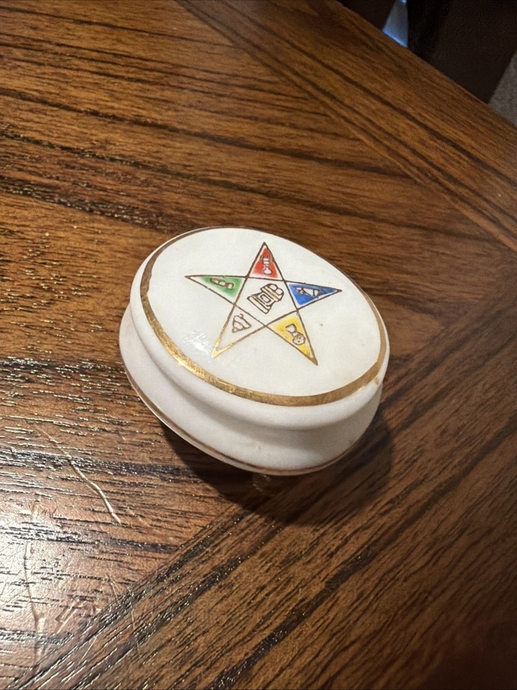 Masonic Temple Treasures Tri-ped footed Trinket box – Rare