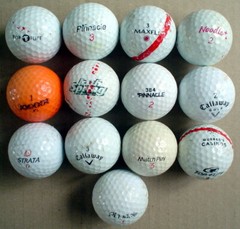 ONE LOT OF 13 GOLF BALLS **** UN LOT DE 13 BALLES DE GOLF