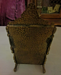 ~~ ANTIQUE HAMMERED BRASS BUSINESS / CALLING CARD HOLDER ~~ PATINA ~~