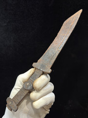 Ancient Roman Knife circa 1nd – 2rd century AD.