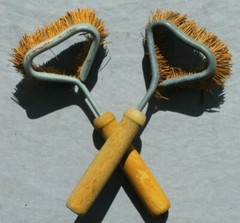 2 vintage heart shaped brushes with wooden handles for crafts or display COUNTRY