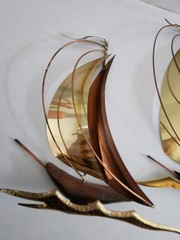 2 Unique Mid-Century Brass, Copper & Wood 8″ & 10.5″ Sailboat Wall Hangings