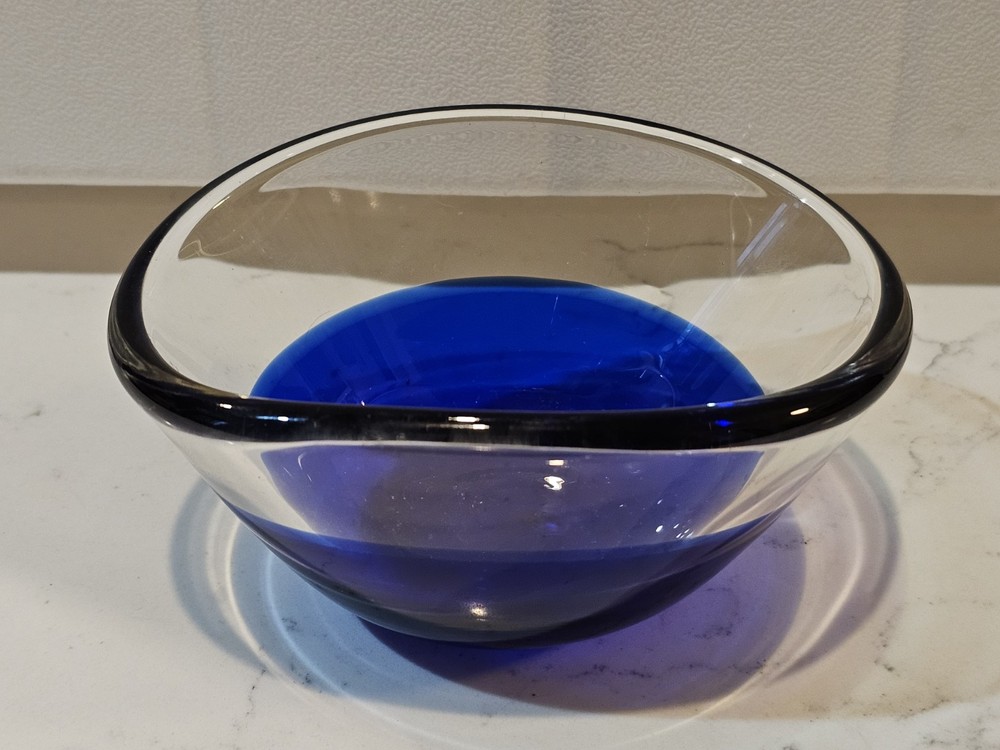 Vintage Art Glass Willy Johansson Hadeland Norway Scandinavian Design 6″L x 4″W