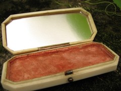 WEDGWOOD XRARE 1790 TOOTHPICK CASE & 3 JASPER MEDALLIONS CUT STEEL BEDS/GOLD