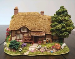 Lilliput Lane Meadowsweet Cottage 1996/1997 Coll. Spec. Ed. Mint In Box No Deed