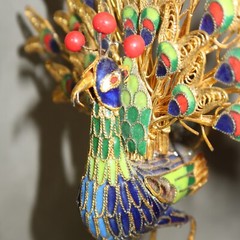 VINTAGE Cloisonne Enamel Peacock Gold Filigree Sculpture Carved Green Stone Base