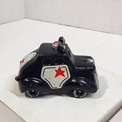 Vintage 1983 Hallmark Die Cast Metal Road Rover Fuzzmobile Police Car 2″ Used