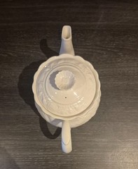 Belleek Serenity Floral Tea Pot – Ireland – Excellent Condition