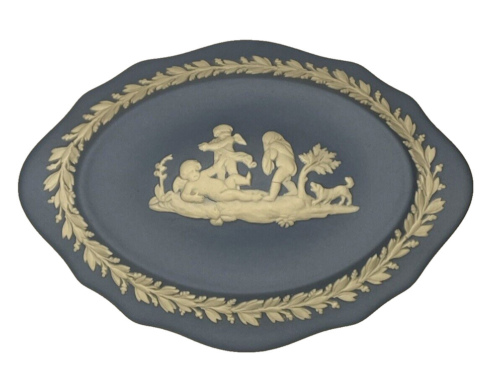 Wedgwood Blue Jasperware Oval Trinket Box Lid Scalloped Cherubs Dogs