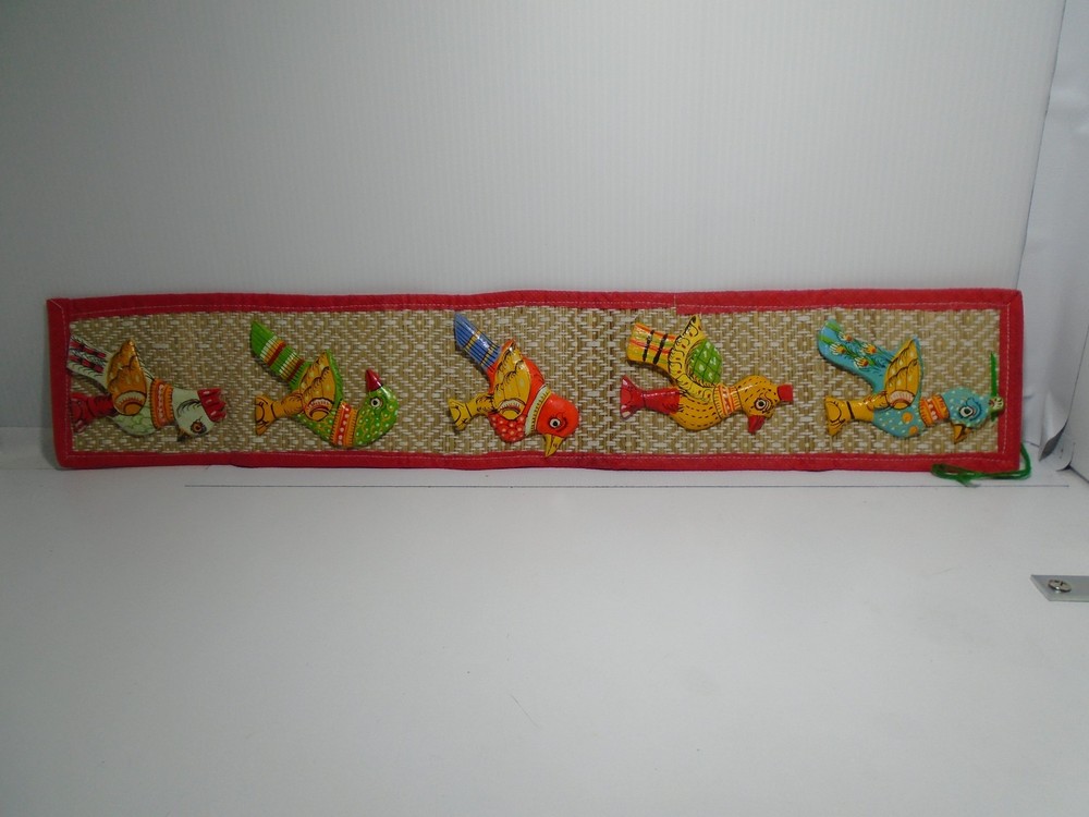 HANDMADE APPLIQUE WORK WALL MAT FROM INDIA FEATURING BIRDS 20″ LONG UNBRANDED