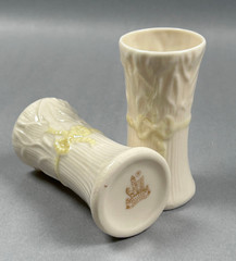 Pair of Vintage BELLEEK Ireland Yellow Ribbon Typha Spill Vases 3.75″ Gold Stamp