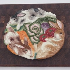 Vintage 1996 Fitz & Floyd – Bunnies in the Garden Patch Plate Ceramic Rabbit’s