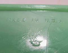 1940s YONKERS NEW YORK vtg slag glass spring flower blub planter akro agate bowl
