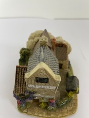 Lilliput Lane “Ye Olde Trip to Jerusalem” – The British Collection (Code L2641)
