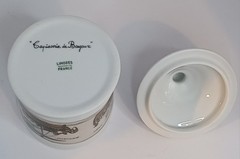 Limoges France Tapisserie de Bayeux Jar Cannister & Lid Porcelain Ht 12cm D 6cm