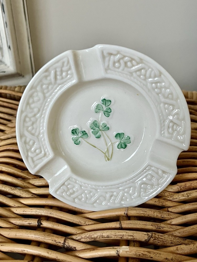 Vtg Belleek Irish Parian Porcelain Ashtray/Trinket Dish – Green Stamp 1956-1965