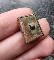 Painted Dog Cufflink Essex Crystal / Reverse Intaglio Metal Detecting Find