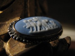 WEDGWOOD XRARE 18 CENTURY CUT STEEL LIGHT BLUE JASPER BROOCHE OF CLASICAL FIG