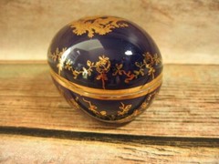 Limoges Porcelain Castel Egg Trinket Dish Colbalt Blue Gold France