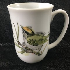 Vintage 1976 ENESCO Song Bird 10 oz. Mug YELLOW WARBLER Fine China Slim