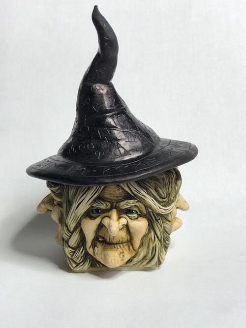 Former Kevin Francis Face Pot Artist Neil Eyre Halloween 4 face wicked witch box